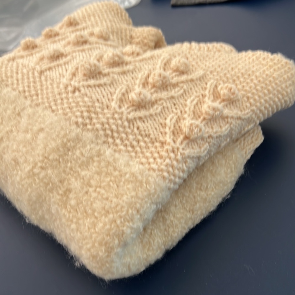 Australian Knitwear Chunky Knit  100% Pure New Wool Sweater - Picture 7 of 7